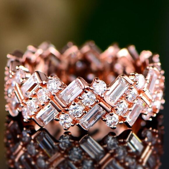 🎁Fashion Dainty Gems Full Around Zircon Trendy Eternity Rings for Women,PD229 - Picture 1 of 3